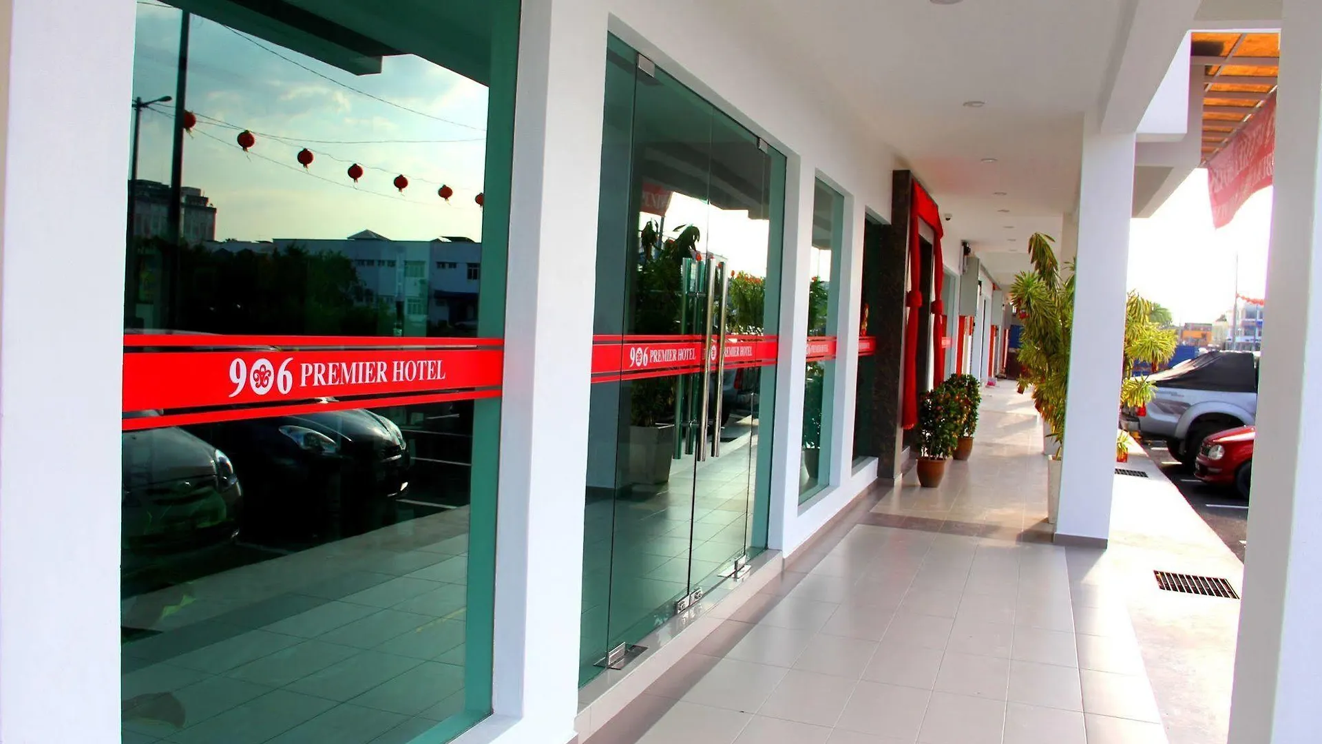 906 Premier Hotel Malacca 4*,