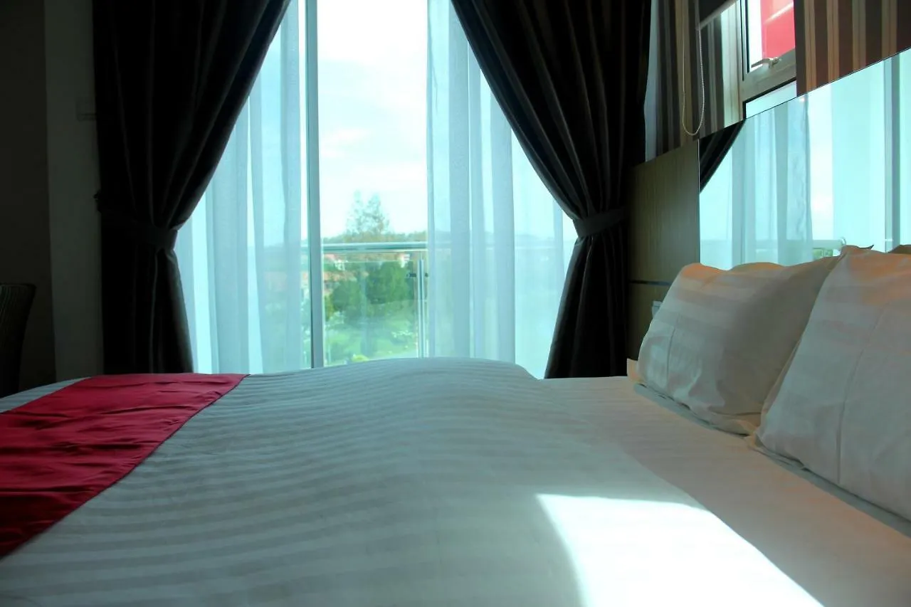 Malacca 906 Premier Hotel 4*,